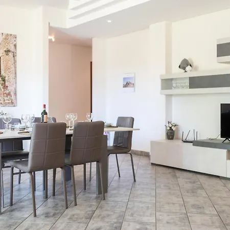 Estia - Nel Cuore Della Valle D'itria 치스테르니노